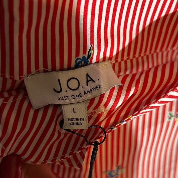 J.O.A. Red and White Striped Women's Shorts with Floral Accents - Picture 2 of 3